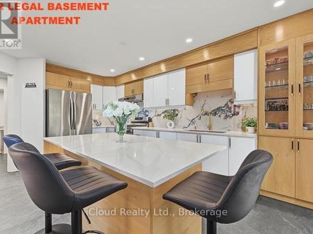 House for sale in Georgina, Ontario