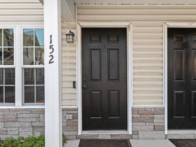 Townhouse for sale in Beulaville, North Carolina
