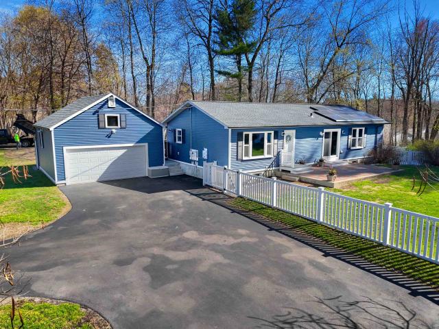 Property for sale in Tyngsboro, Massachusetts
