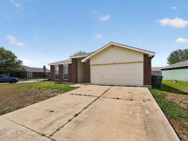House for sale in Luling, Texas