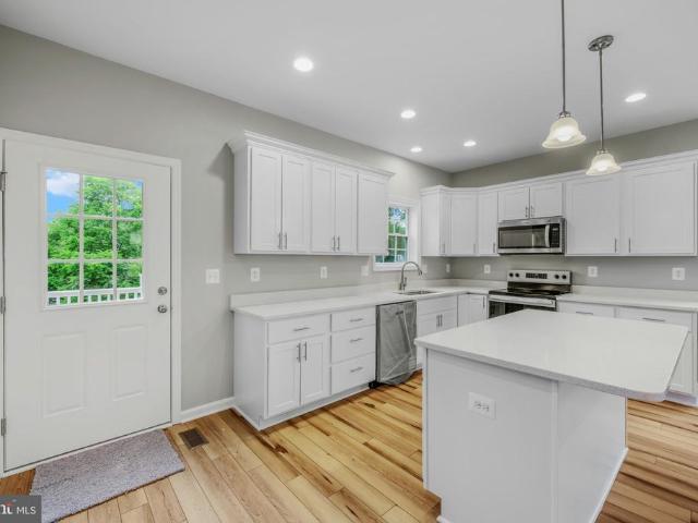 House for sale in Inwood, Berkeley County