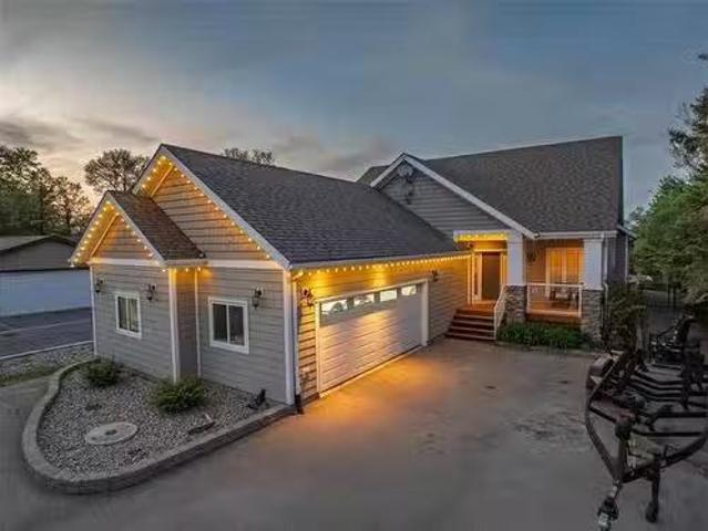 House for sale in St. Andrews, Manitoba