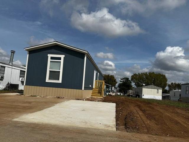 House for sale in Bastrop, Texas