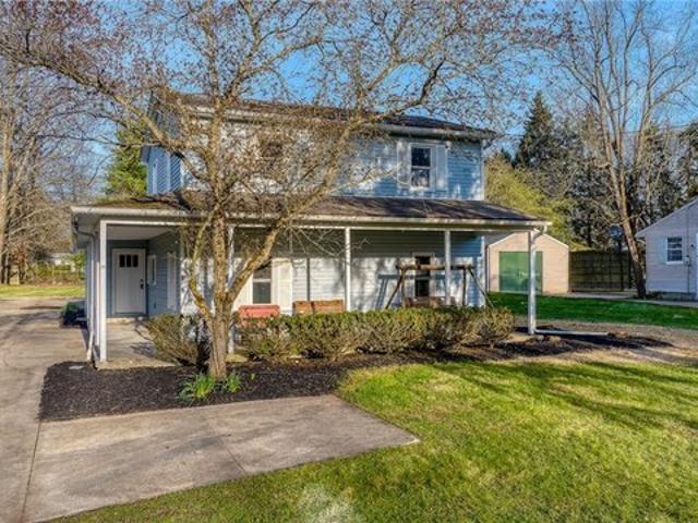 House for sale in Summit, Ohio