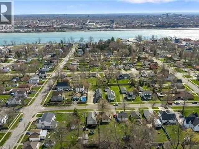 House for sale in Niagara, Ontario