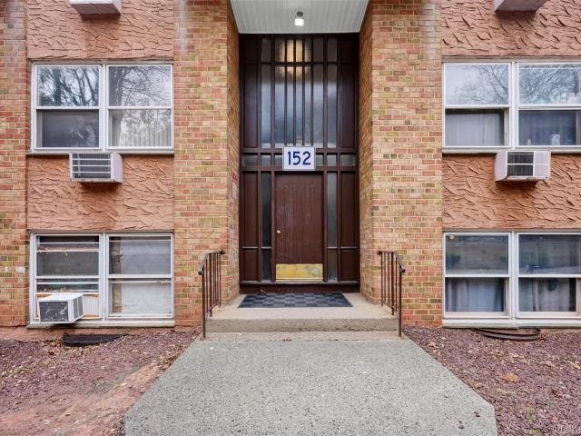 Condo for sale in Rockland, New York