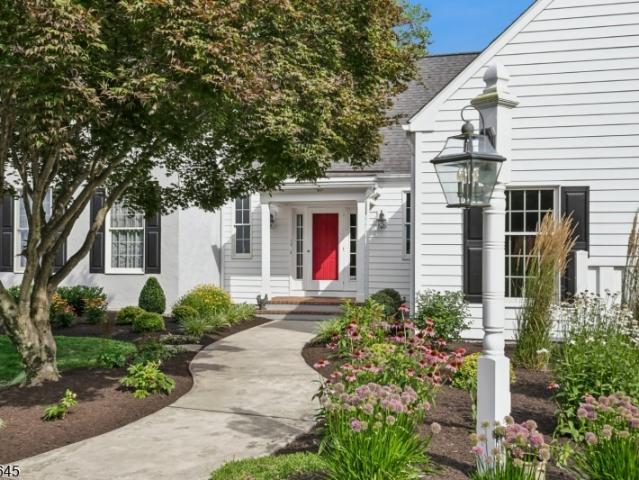 House for sale in Delaware, New Jersey