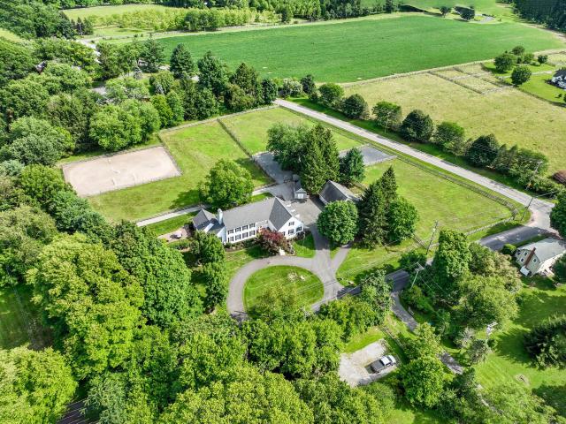 House for sale in Delaware, New Jersey