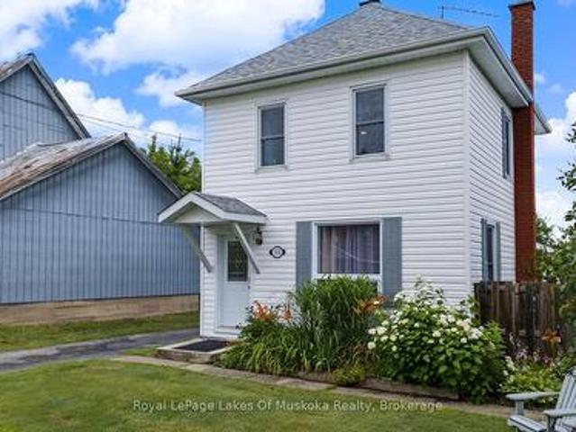 House for sale in Burk's Falls, Central Ontario