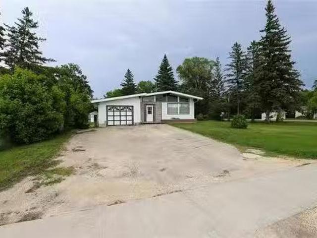 House for sale in Teulon, Manitoba
