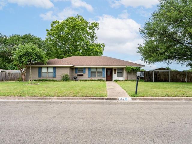 House for sale in Hewitt, Texas