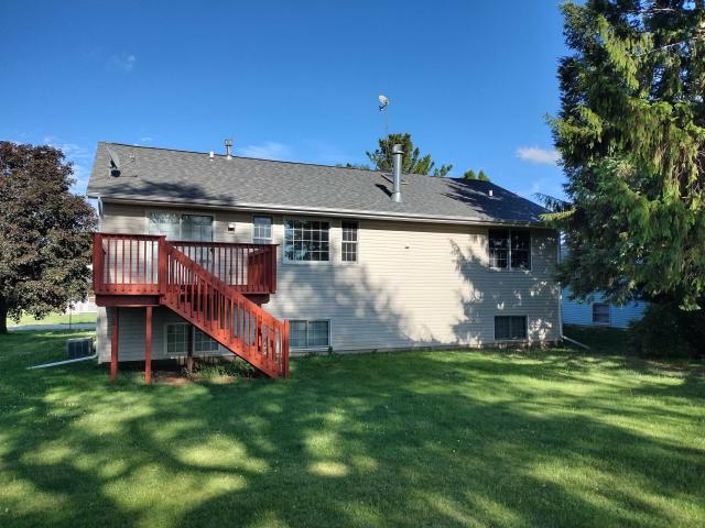 House for sale in Poplar Grove, Illinois