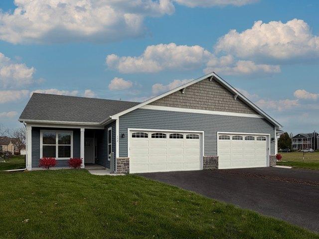 Townhouse for sale in Cortland, Illinois
