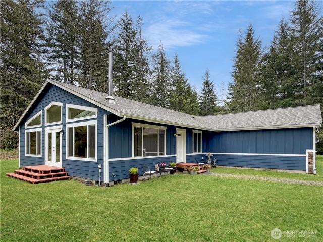 House for sale in Glenoma, Washington