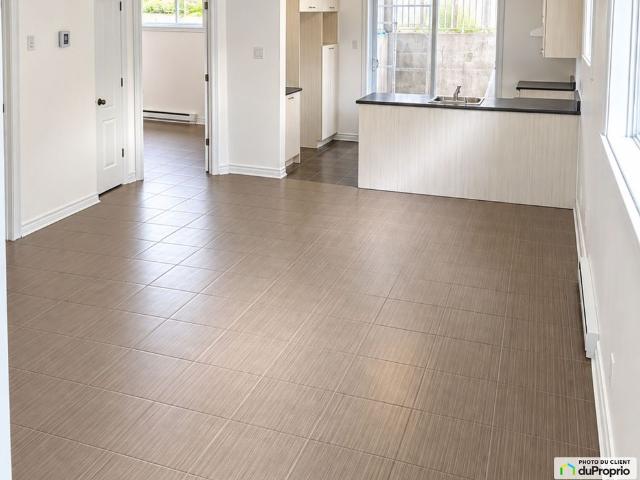 Apartment for rent in Saint-Lin–Laurentides, Lanaudière