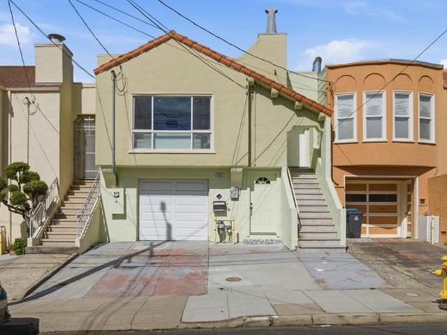 House for sale in Daly City, San Mateo County