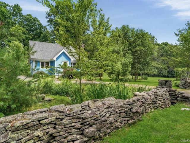 House for sale in Beach Lake, Pennsylvania