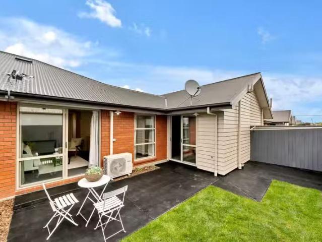 House for sale in Heathcote, Canterbury