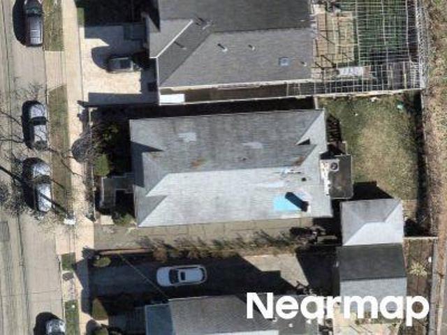 House for sale in Queens, Arverne
