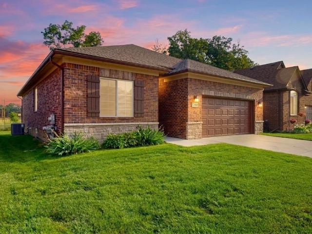 Condo for sale in Clinton Township, Michigan