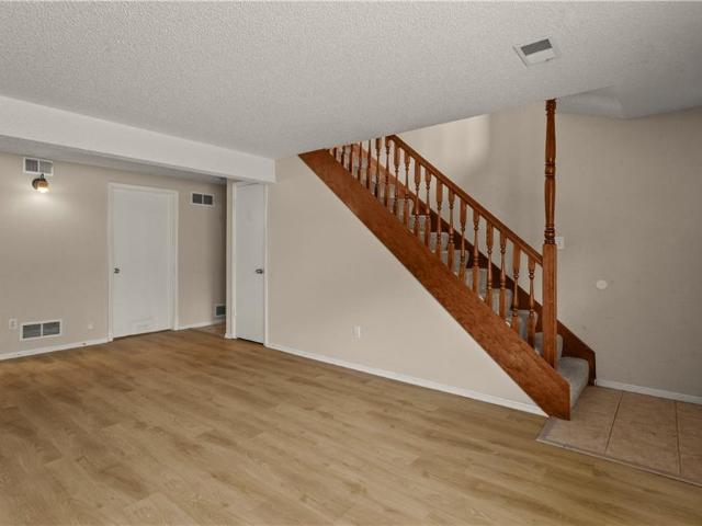 Townhouse for sale in Independence, Jackson County