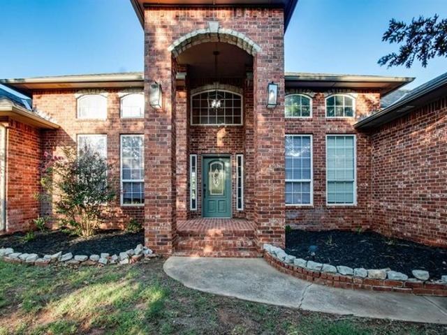 House for sale in Piedmont, Oklahoma