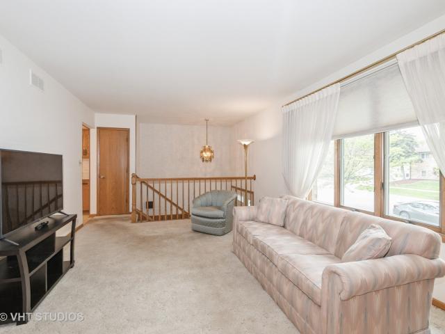 Townhouse for sale in Orland Park