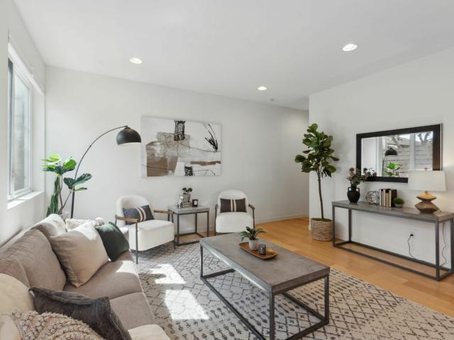 Townhouse for sale in Seattle