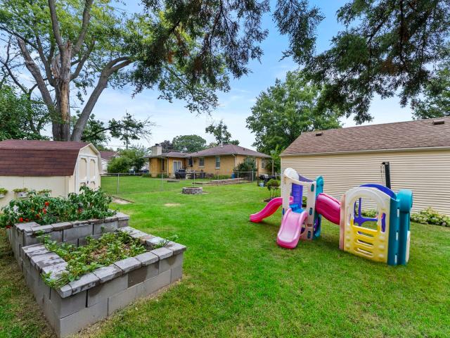 House for sale in Silvis, Illinois