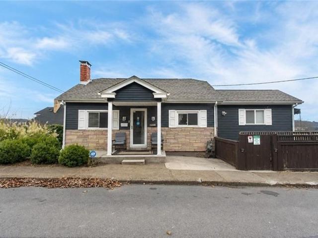 House for sale in Beaver, Pennsylvania