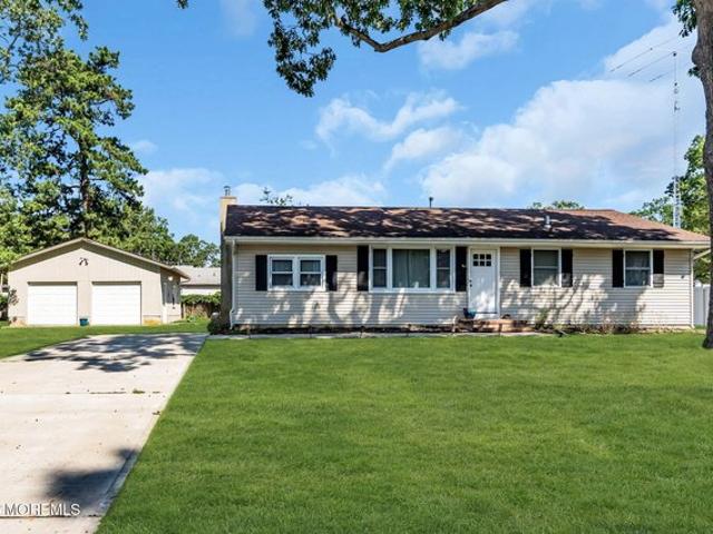 House for sale in Lanoka Harbor, New Jersey