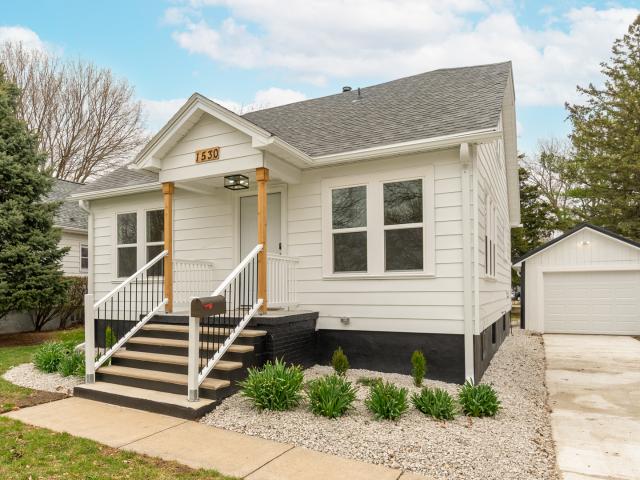 House for sale in Peru, Illinois
