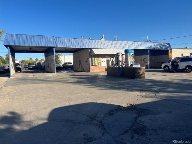 Commercial for sale in Aurora, Colorado
