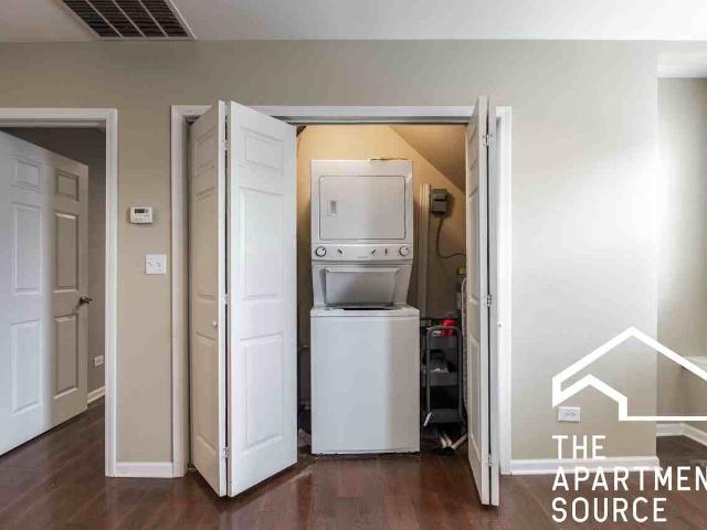 Condo for rent in Chicago Park, Illinois