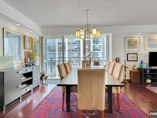 House for sale in Fort Lee, New Jersey