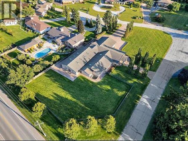 House for sale in Kingsville, Ontario