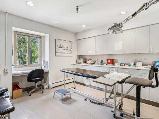 Commercial for sale in Rahway, New Jersey