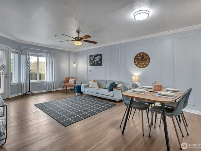 Condo for sale in Tukwila, Washington