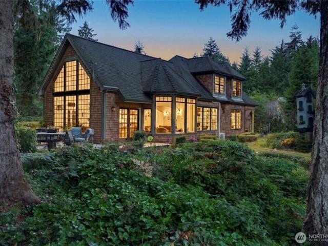 House for sale in Long Beach, Washington