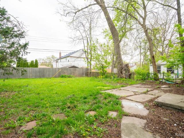House for sale in Eastpointe, Michigan