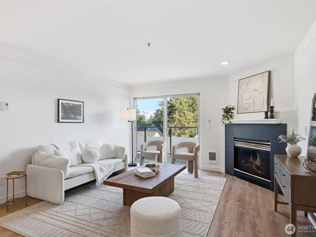 Condo for sale in Tukwila, Washington