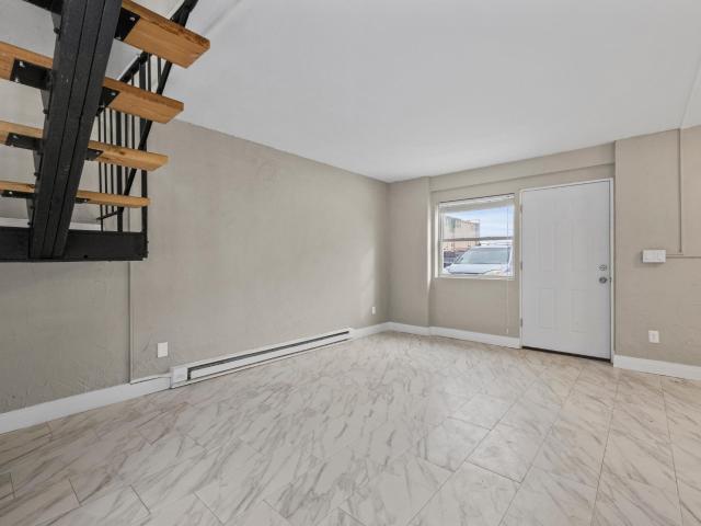 Townhouse for sale in Bloomington Of Minnesota