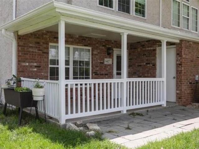 Townhouse for sale in Olathe, Johnson County