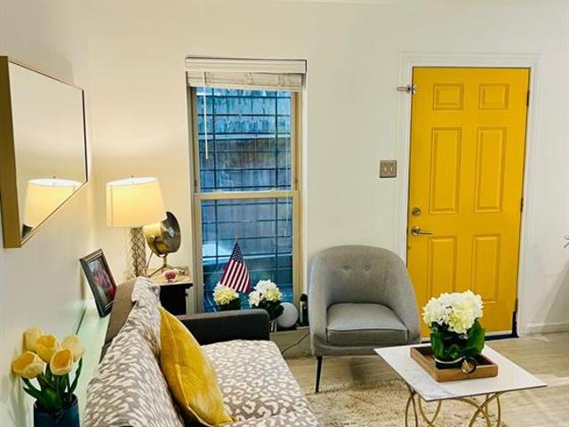 Townhouse for sale in Houston
