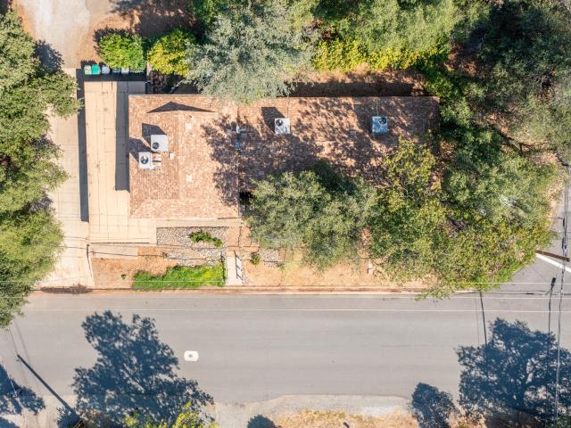House for sale in Shasta, California