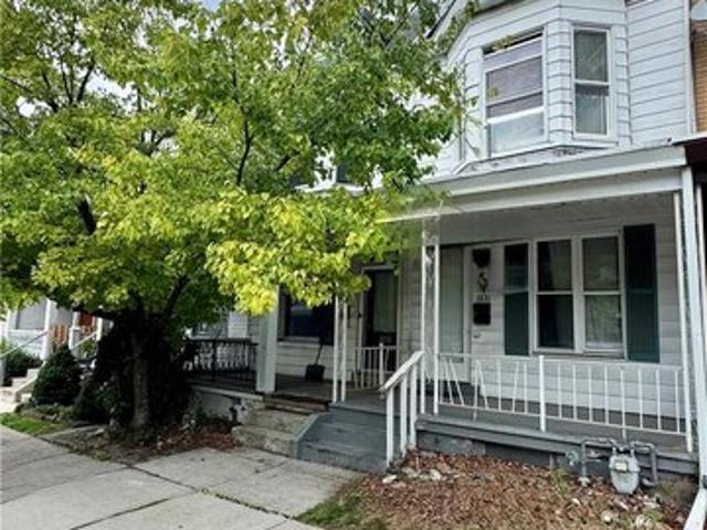 Townhouse for sale in Lehigh, Pennsylvania