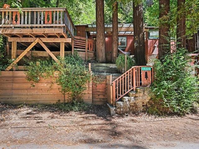 House for sale in Rio Nido, California