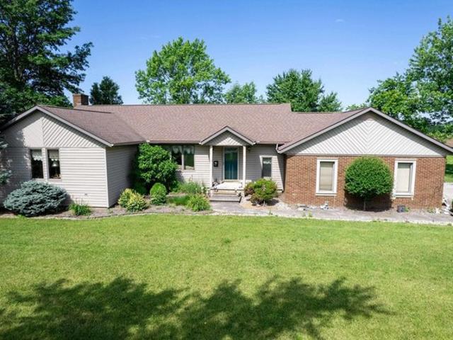 House for sale in Hoagland, Indiana