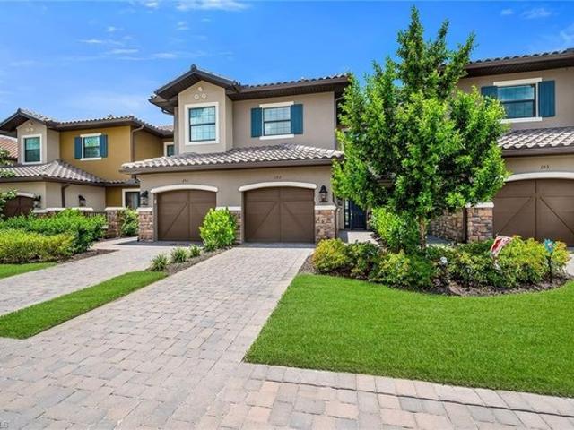 Townhouse for sale in Naples, Florida