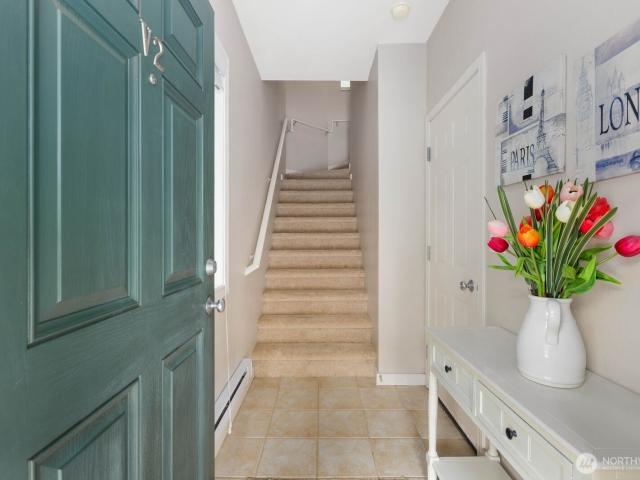 Condo for sale in Renton, Washington